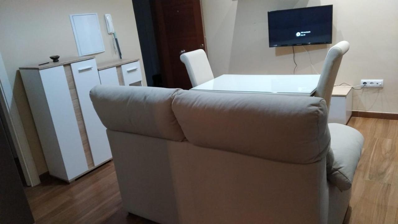Apto Reformado Apartman Baena Kültér fotó