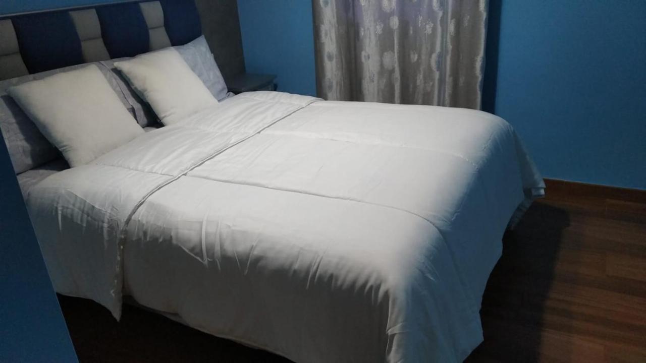 Apto Reformado Apartman Baena Kültér fotó
