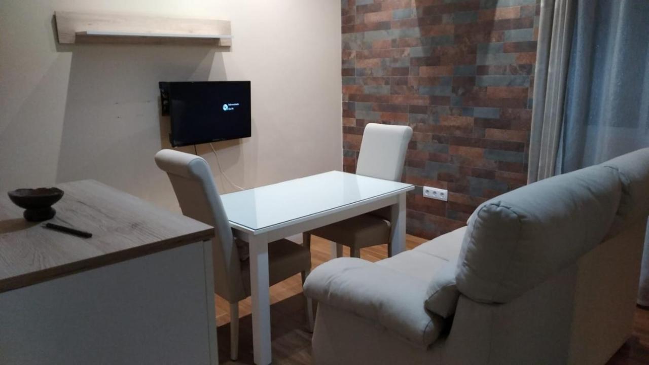 Apto Reformado Apartman Baena Kültér fotó